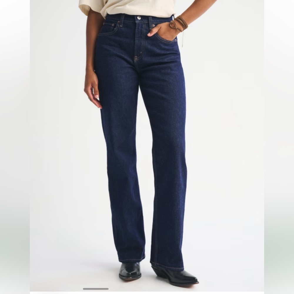 Abercrombie & Fitch Curve Love High Rise 90s Relaxed Jean 28 Extra Long